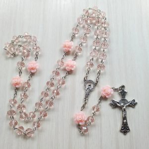 QIGO Pink Rose Crystal Rosary Necklace – Catholic Vintage Cross Pendant Jewelry
