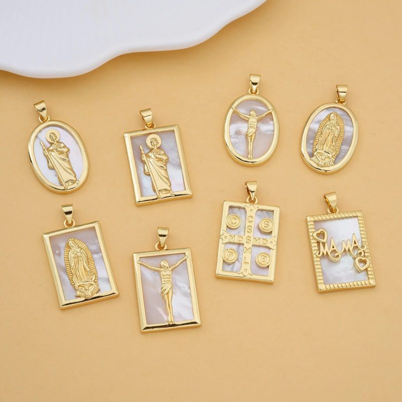 Gold-Plated Virgin Mary "Mama" Pendant – Virgen de Guadalupe Religious Amulet - Image 2